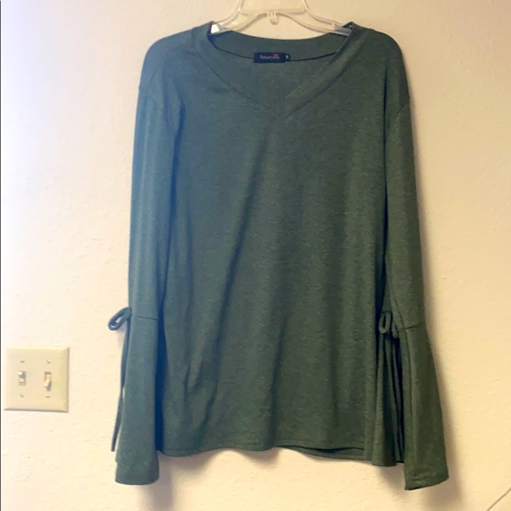Amaryllis Bell Sleeve Blouse